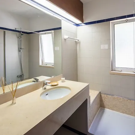 Quinta Golf & House كينتا دو لاغو